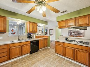 2918 Crest Park Drive, Houston TX 77082