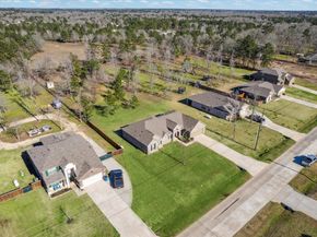 6248 Rolling Hills Road, Conroe TX 77303