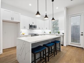 7723 Sky Dweller Drive, Houston TX 77055