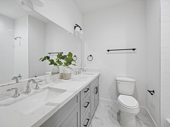 7723 Sky Dweller Drive, Houston TX 77055