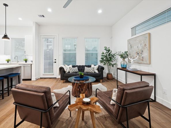 7723 Sky Dweller Drive, Houston TX 77055