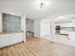 6 Fairmeade Bend Drive, The Woodlands TX 77381