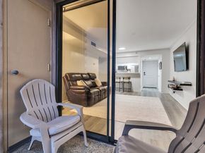 3525 Sage Road 812, Houston TX 77056