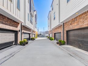 334 Eastwood Street, Houston TX 77011