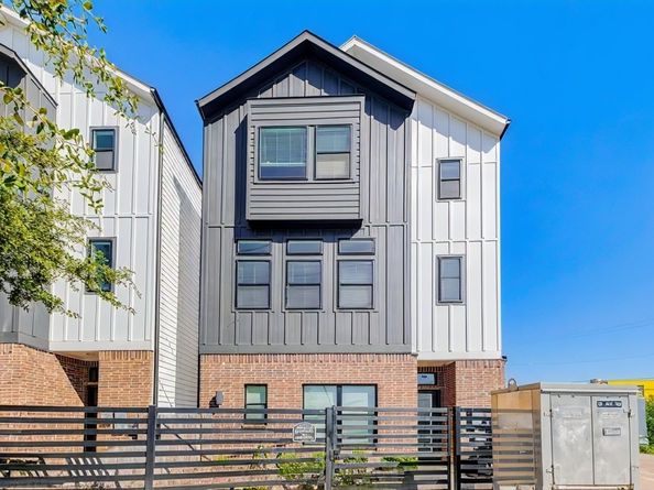 334 Eastwood Street, Houston TX 77011