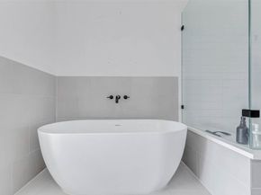 334 Eastwood Street, Houston TX 77011