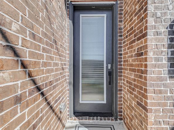 334 Eastwood Street, Houston TX 77011