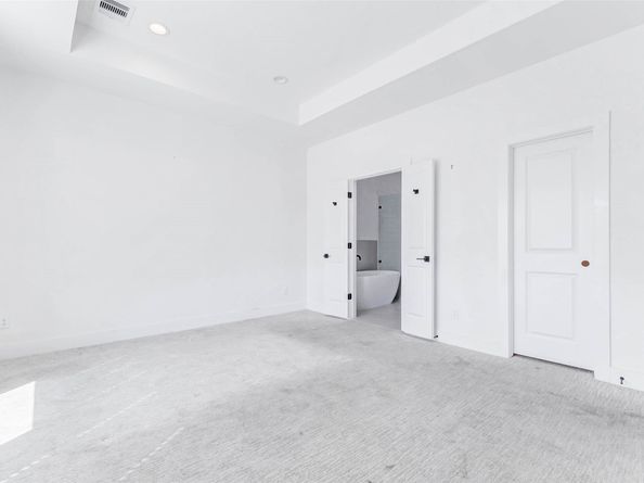 334 Eastwood Street, Houston TX 77011