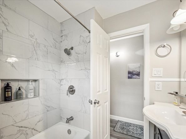 3808 Cochran Street, Houston TX 77009