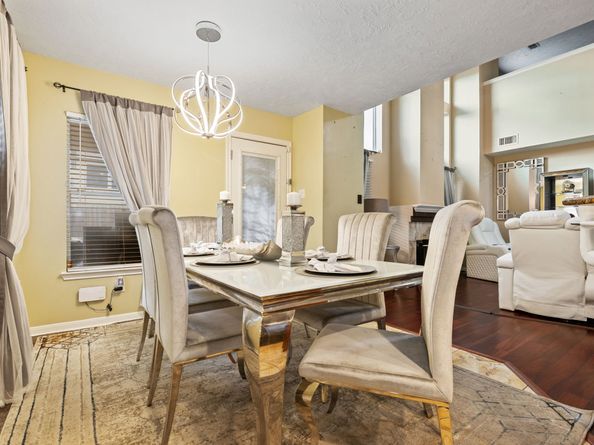 12711 Laurel Bank Way, Houston TX 77014