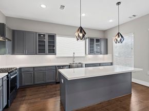 410 Yale Oaks Lane, Houston TX 77091