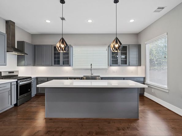 410 Yale Oaks Lane, Houston TX 77091