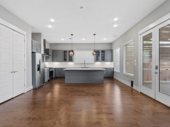 410 Yale Oaks Lane, Houston TX 77091