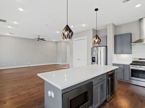 410 Yale Oaks Lane, Houston TX 77091