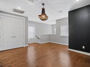 410 Yale Oaks Lane, Houston TX 77091