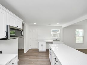 7004 Conley Street, Houston TX 77021