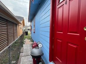 6617 Avenue H, Houston TX 77011