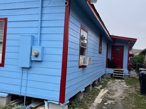 6617 Avenue H, Houston TX 77011