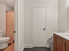 2267 Triway Lane 231, Houston TX 77043