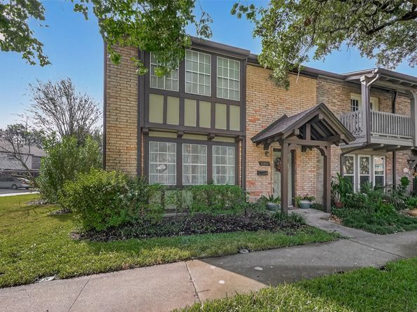 2267 Triway Lane 231, Houston TX 77043