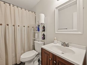 2267 Triway Lane 231, Houston TX 77043