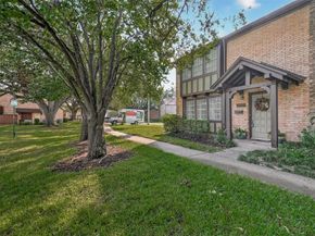 2267 Triway Lane 231, Houston TX 77043