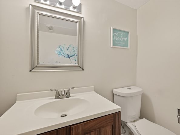 2267 Triway Lane 231, Houston TX 77043