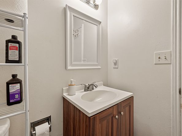 2267 Triway Lane 231, Houston TX 77043