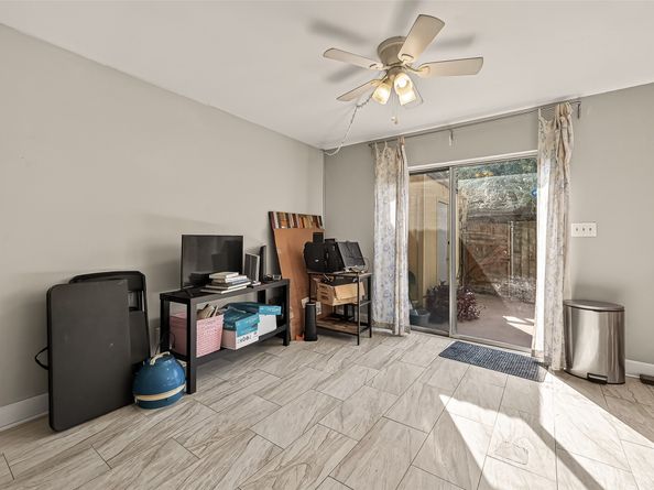 2267 Triway Lane 231, Houston TX 77043