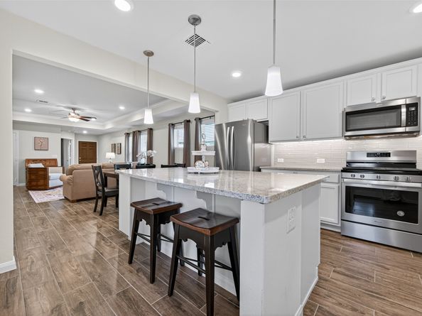 269 Flaxen Chestnut, The Woodlands TX 77382