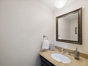 5826 Doliver Drive 55, Houston TX 77057