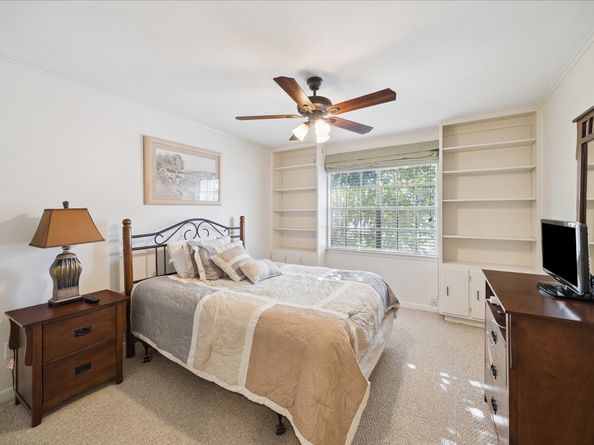 5826 Doliver Drive 55, Houston TX 77057