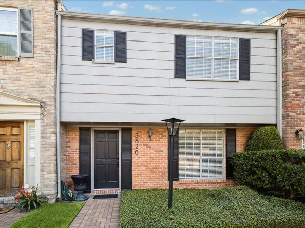 5826 Doliver Drive 55, Houston TX 77057