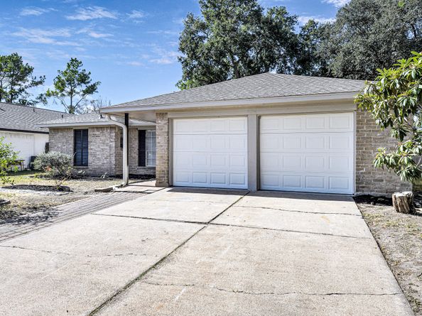 7114 Navidad Road, Houston TX 77083