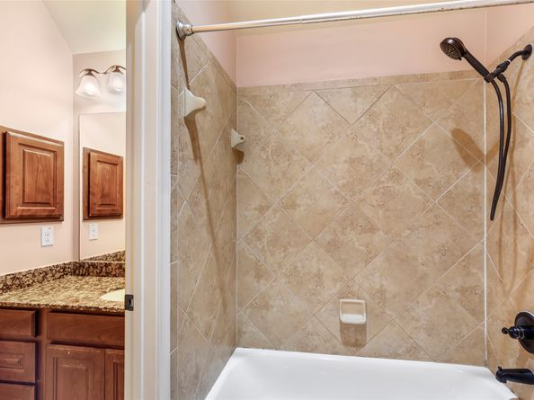 16011 Verdi Way Court, Houston TX 77044