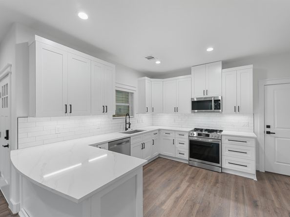 4208 Castor A, Houston TX 77022