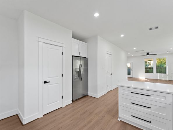 4208 Castor A, Houston TX 77022