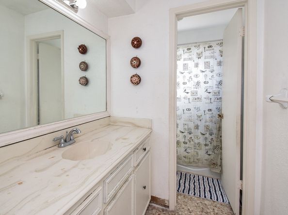 9703 Harrowgate Drive, Houston TX 77031