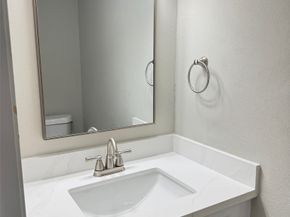 9114 Kempwood Drive 9114, Houston TX 77080