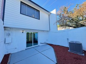 9114 Kempwood Drive 9114, Houston TX 77080