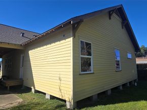 4604 Beggs Street, Houston TX 77009