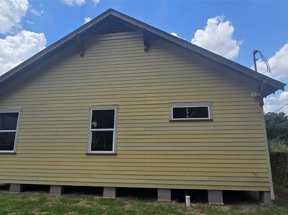 4604 Beggs Street, Houston TX 77009