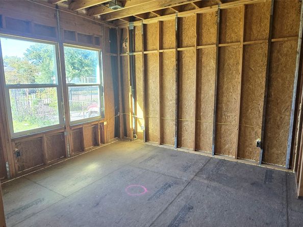 4604 Beggs Street, Houston TX 77009