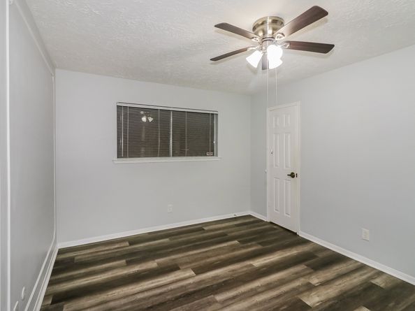 3815 Plum Hollow Drive, Houston TX 77059