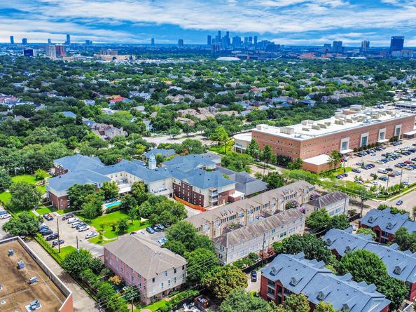 2930 Brompton Square Drive, Houston TX 77025
