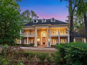 22 Thornhill Oaks Drive, Houston TX 77015