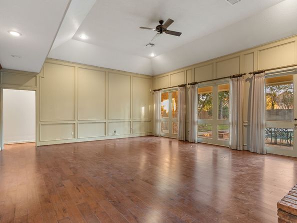 22 Thornhill Oaks Drive, Houston TX 77015