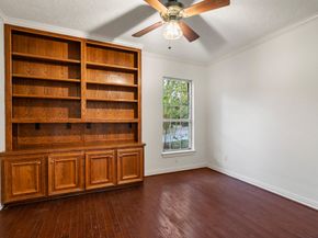 22 Thornhill Oaks Drive, Houston TX 77015