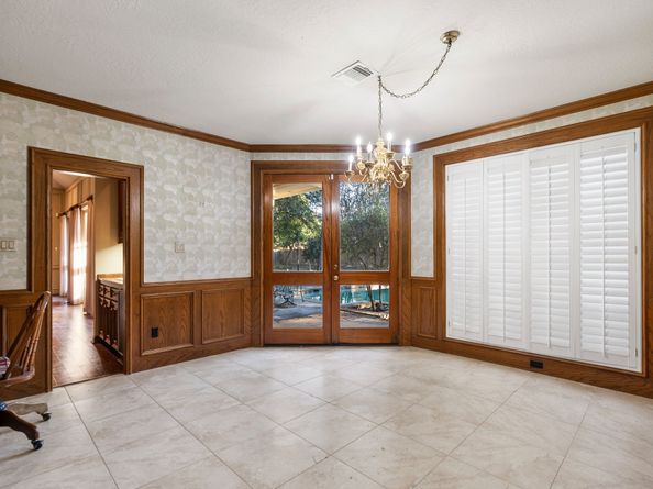 22 Thornhill Oaks Drive, Houston TX 77015