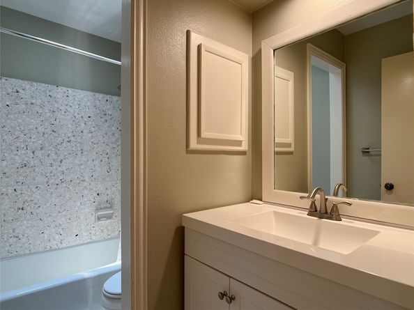 11914 Waldemar Drive, Houston TX 77077